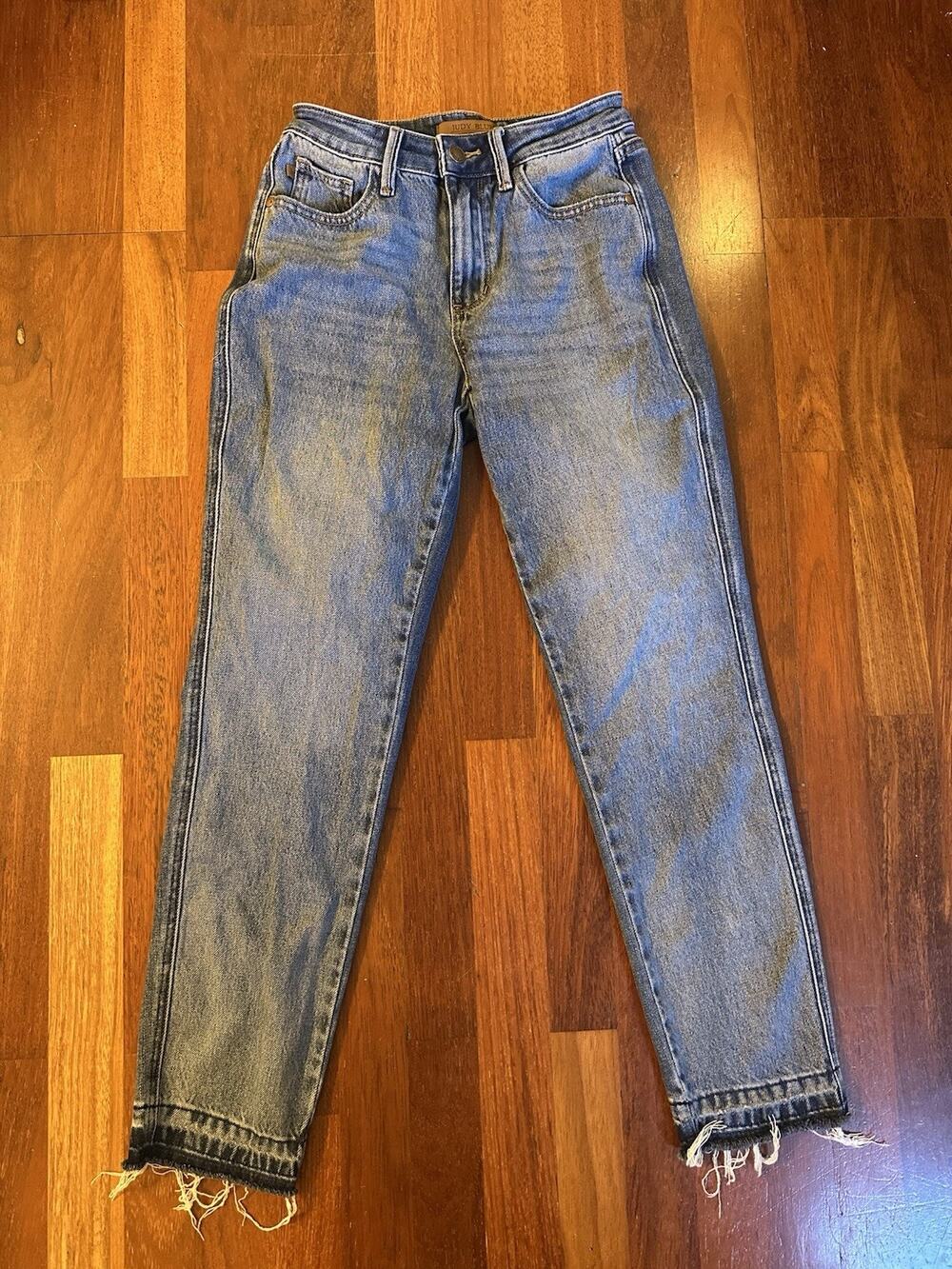 Judy Blue Los Angeles Boyfriend Fit Womens Jeans Size 1/25 Blue Senim Raw Hem